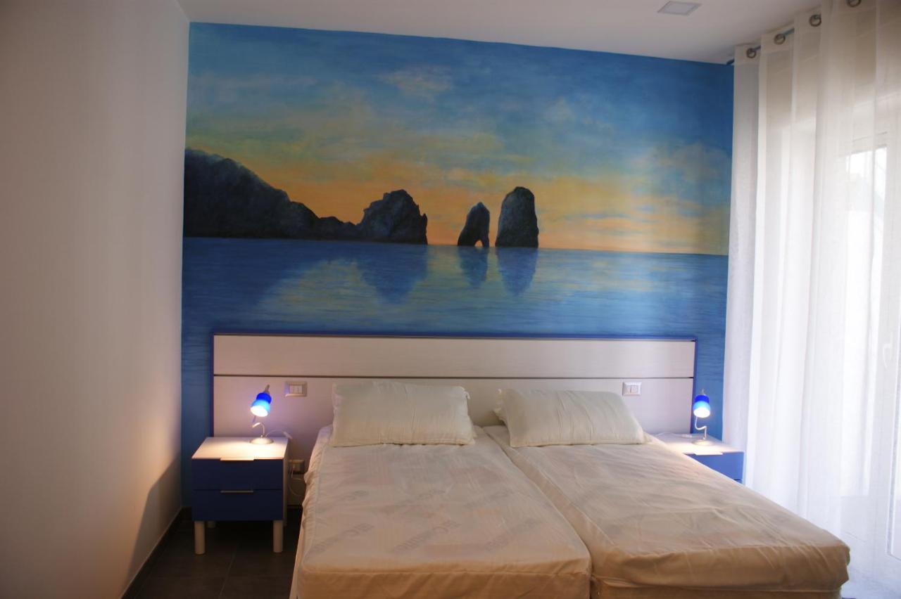 Isole - Rione Alto 2* Napels